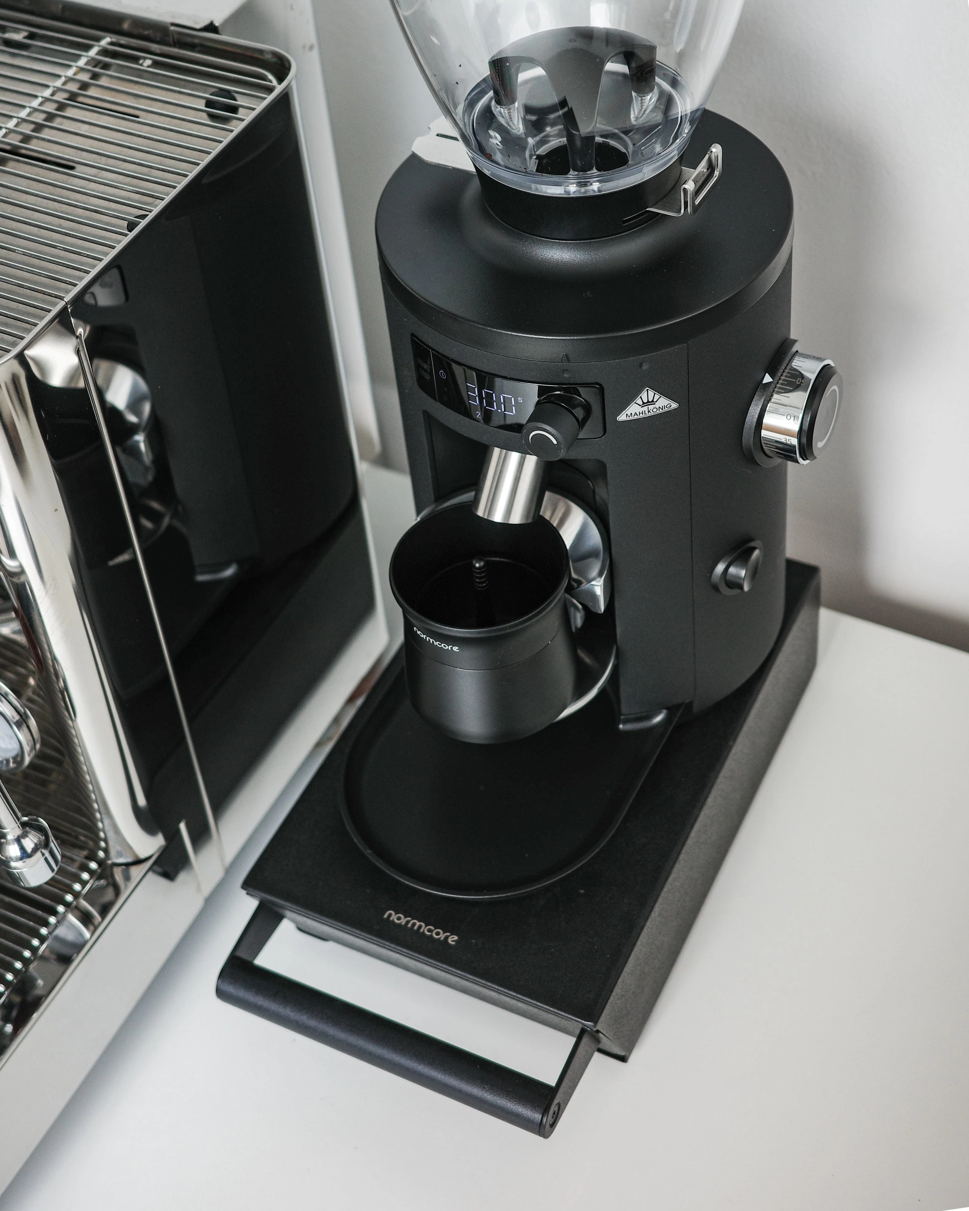 Normcore 2-in-1 Magnetic Dosing Cup - Image 3