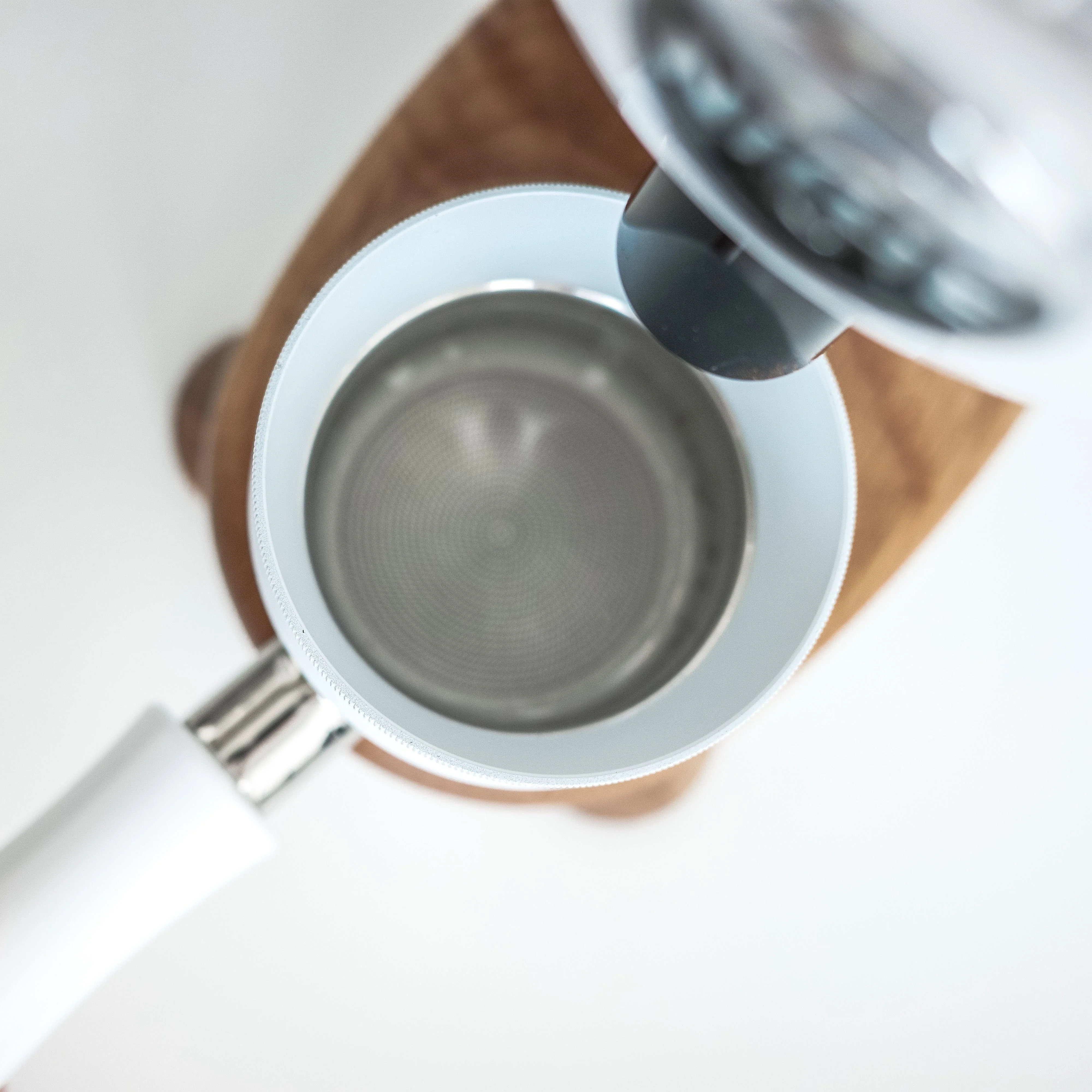 Normcore Magnetic Dosing Funnel V2 Tall Version - Image 7